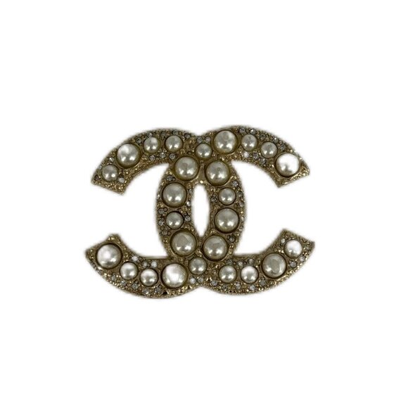 Chanel double C pearl brooch - Picture 1 of 3